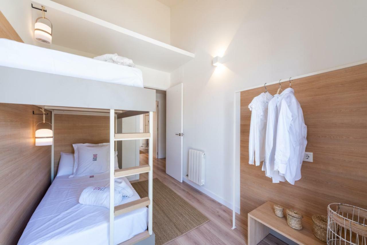 Petit Luxe Tobella Esquerra Apartman Terrassa Kültér fotó