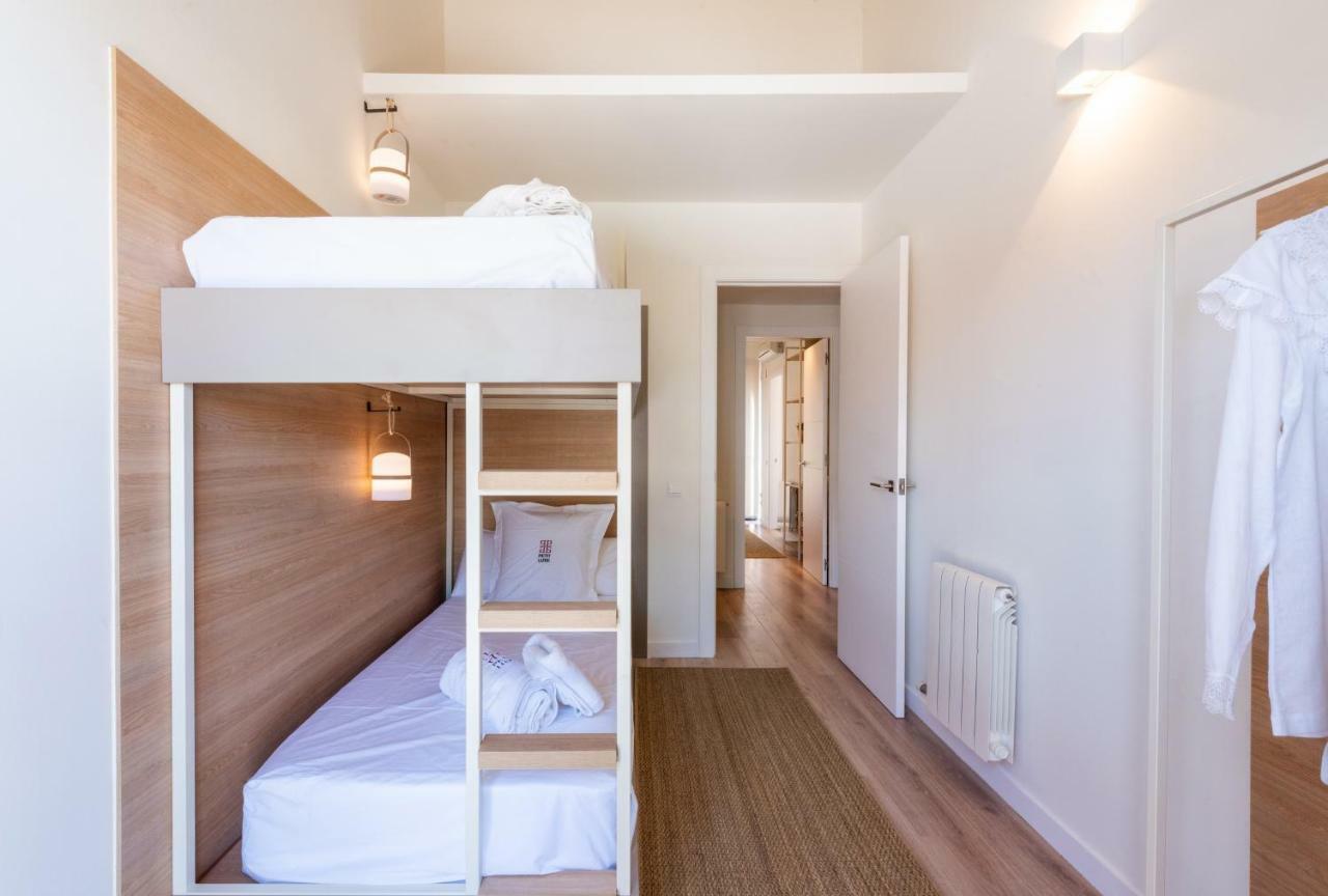 Petit Luxe Tobella Esquerra Apartman Terrassa Kültér fotó