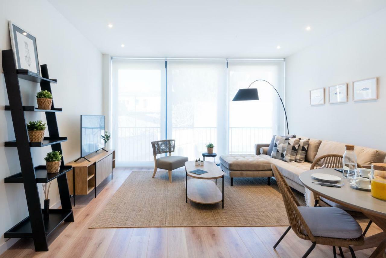 Petit Luxe Tobella Esquerra Apartman Terrassa Kültér fotó