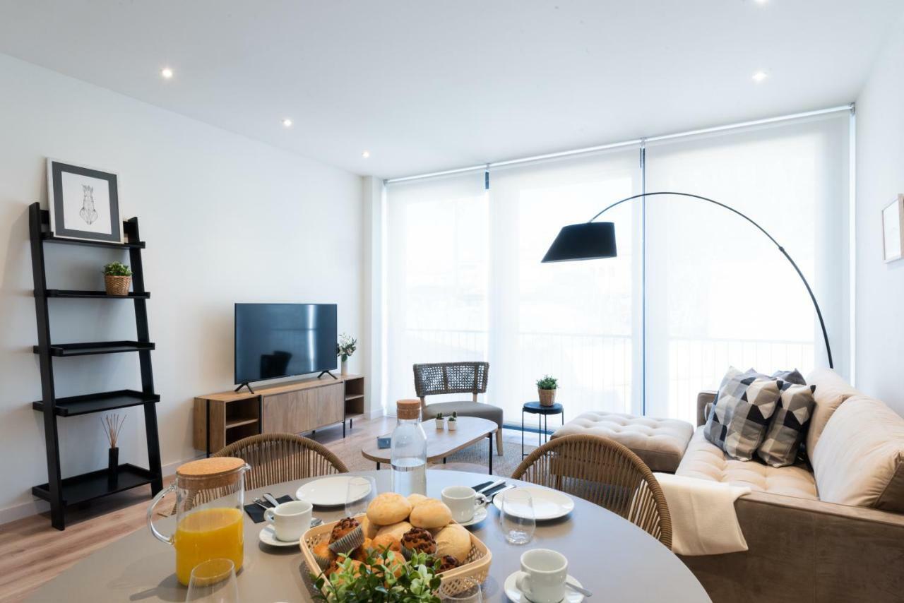 Petit Luxe Tobella Esquerra Apartman Terrassa Kültér fotó